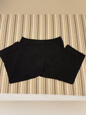 Croft & Barrow Women’s 14 Black Cuffed Flat Front Capri Pants